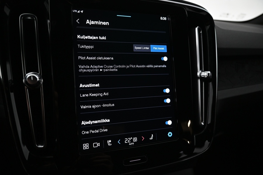 Volvo XC40 vaihtoauto