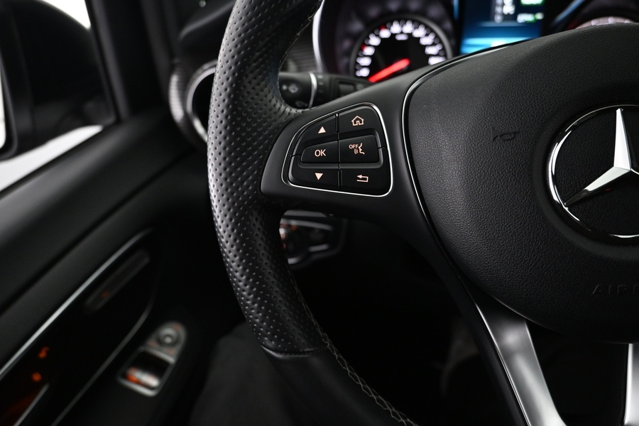 Mercedes-Benz EQV vaihtoauto