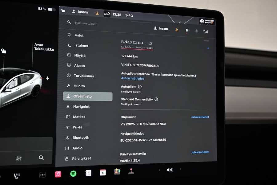 Tesla Model 3 vaihtoauto