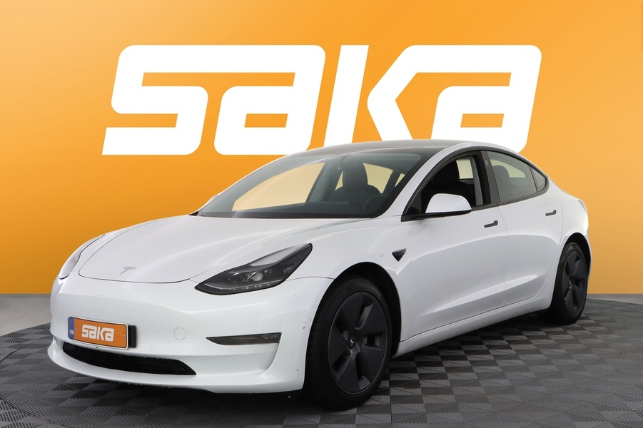 Tesla Model 3 vaihtoauto