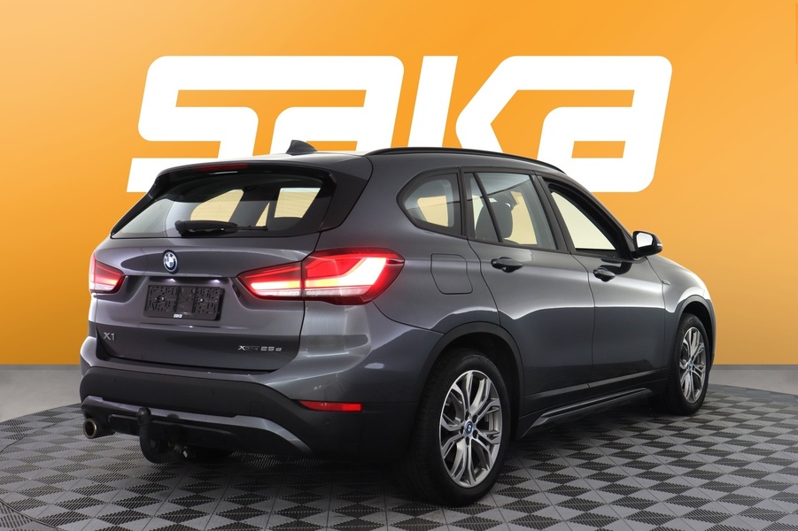 BMW X1 vaihtoauto