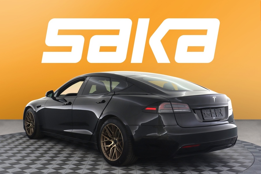 Tesla Model S vaihtoauto