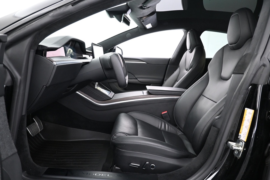 Tesla Model S vaihtoauto