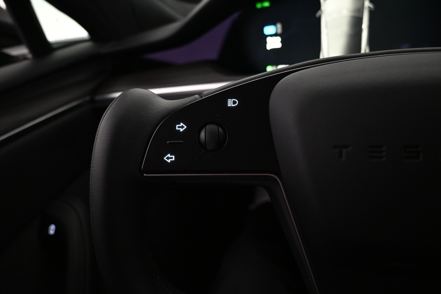 Tesla Model S vaihtoauto