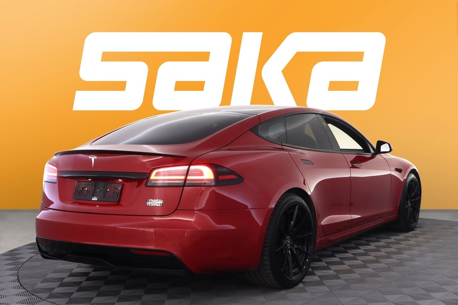 Tesla Model S vaihtoauto