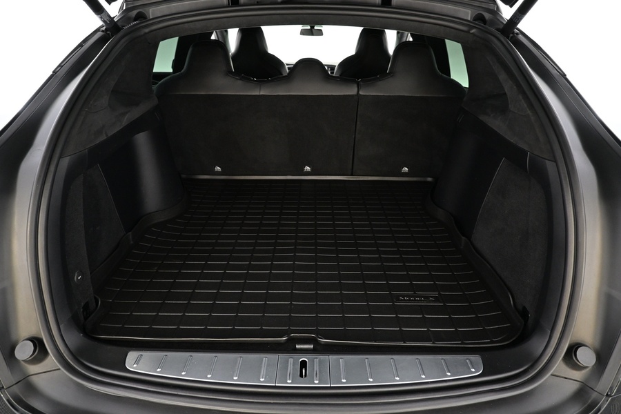 Tesla Model X vaihtoauto