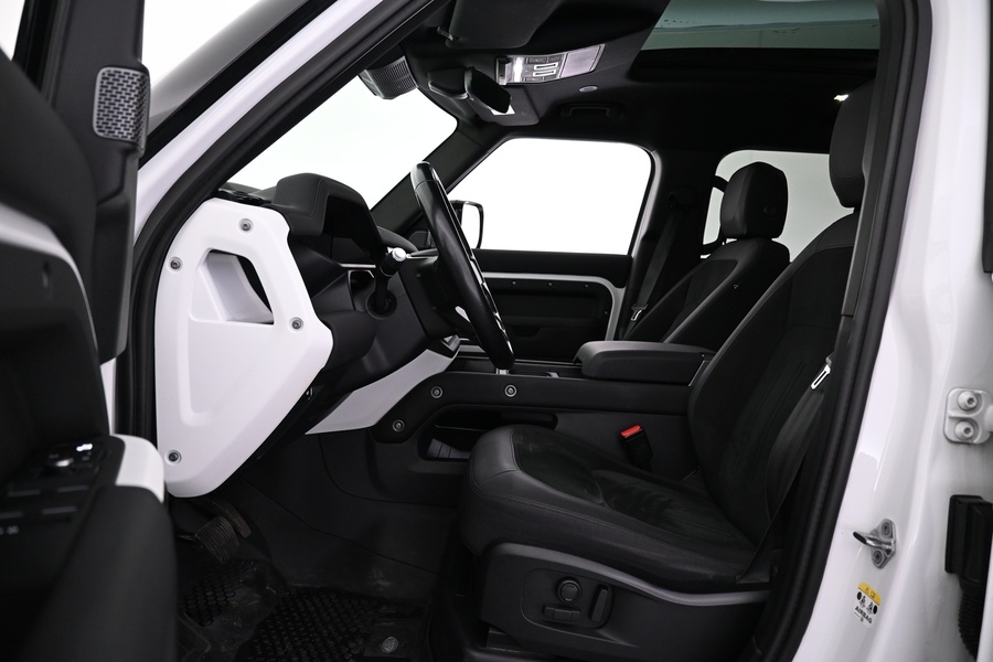 Land Rover Defender vaihtoauto