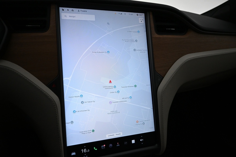 Tesla Model S vaihtoauto