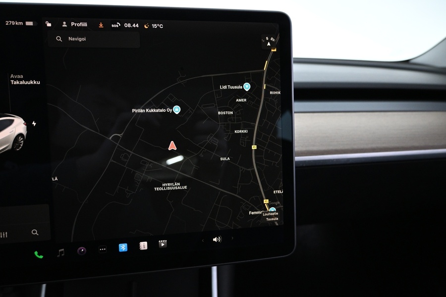 Tesla Model 3 vaihtoauto