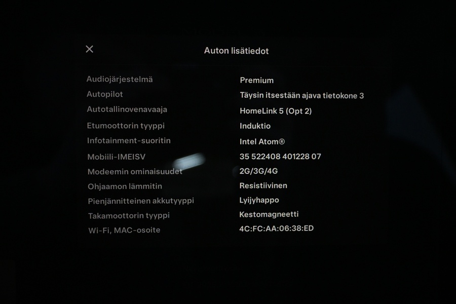 Tesla Model 3 vaihtoauto