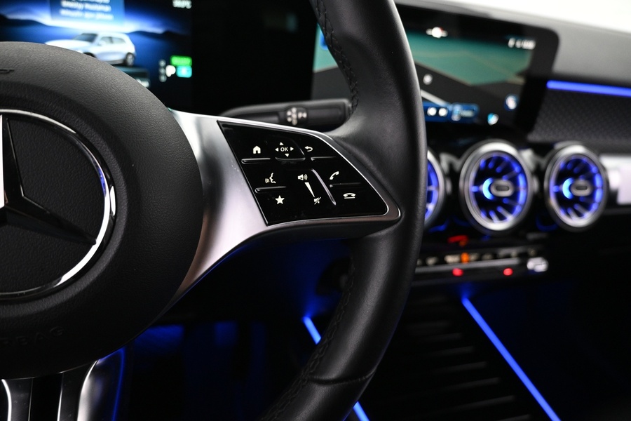 Mercedes-Benz EQB vaihtoauto