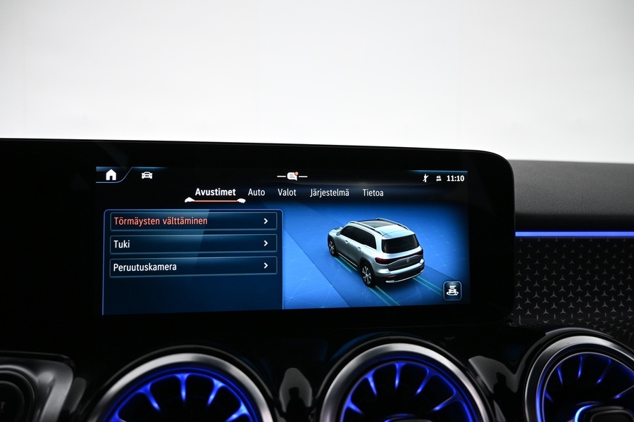 Mercedes-Benz EQB vaihtoauto