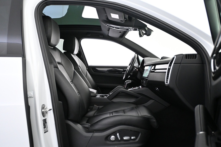 Porsche Cayenne vaihtoauto