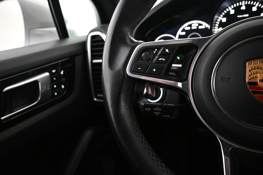 Porsche Cayenne vaihtoauto