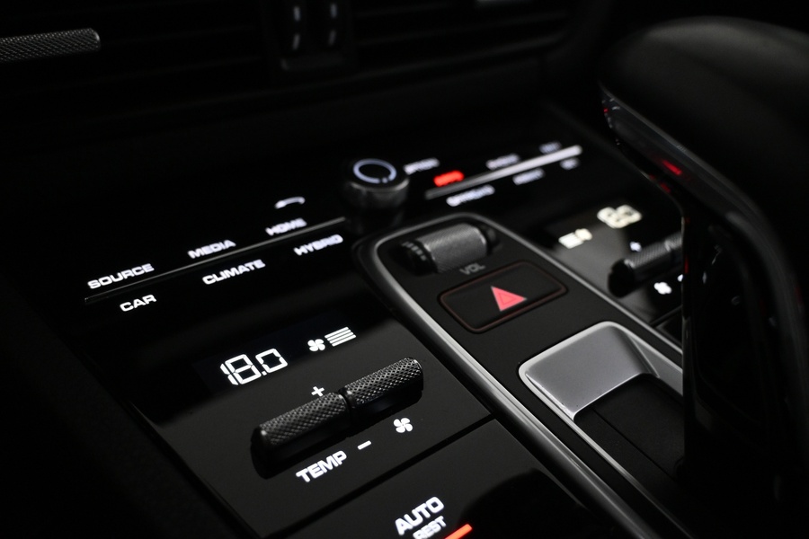 Porsche Cayenne vaihtoauto