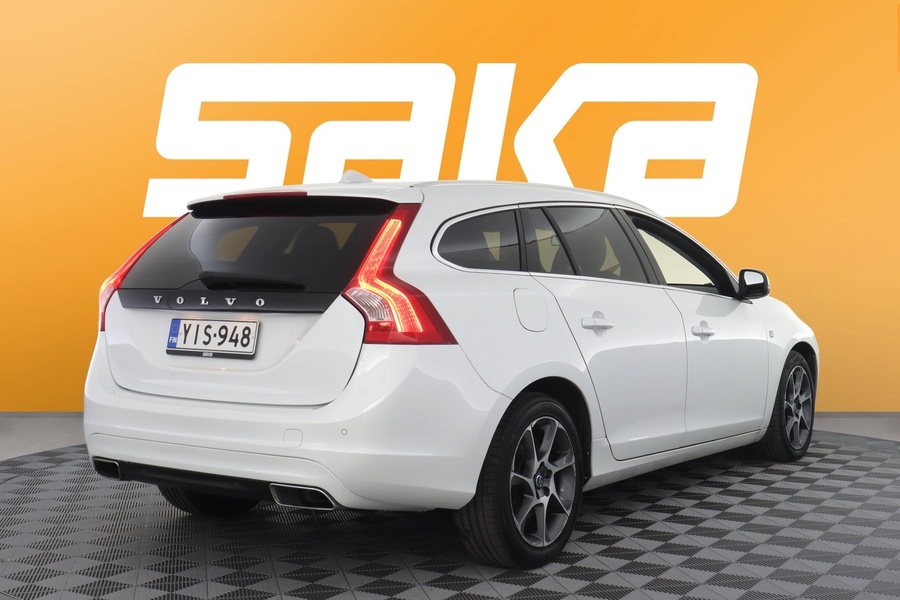 Volvo V60 vaihtoauto