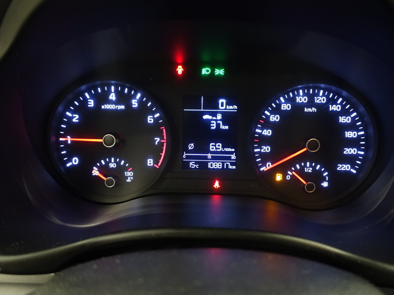 Kia Stonic vaihtoauto