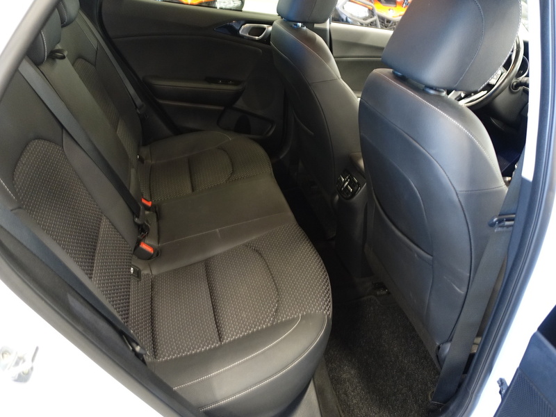 Kia XCeed vaihtoauto