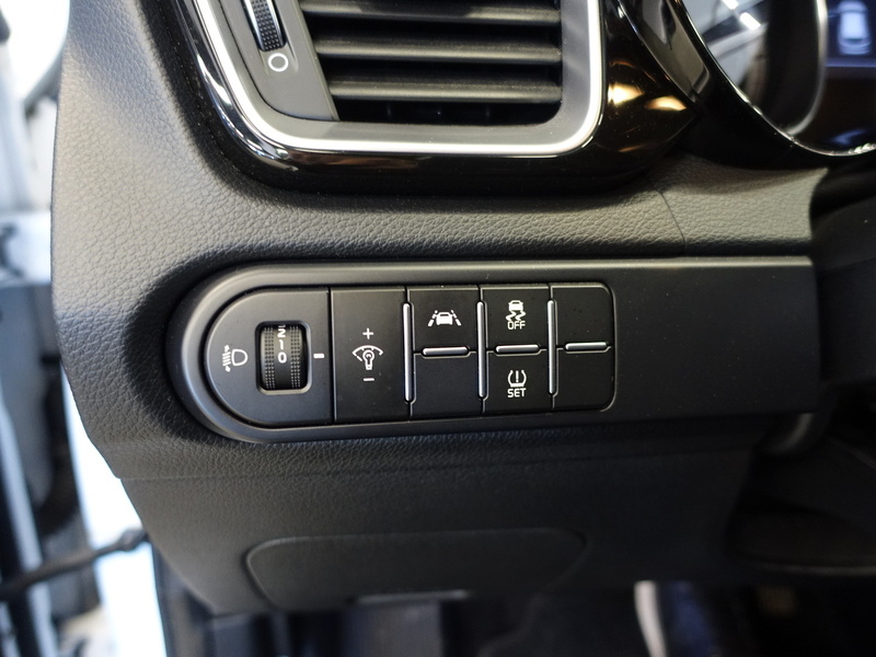 Kia XCeed vaihtoauto