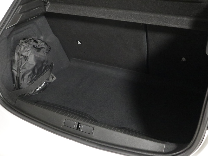 Peugeot 208 vaihtoauto