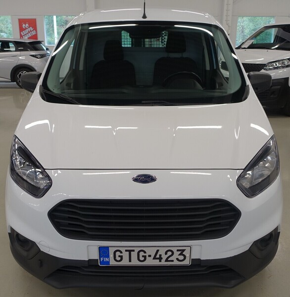Ford Transit Courier vaihtoauto