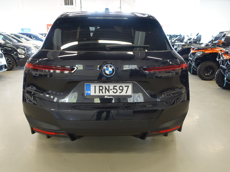 BMW iX vaihtoauto