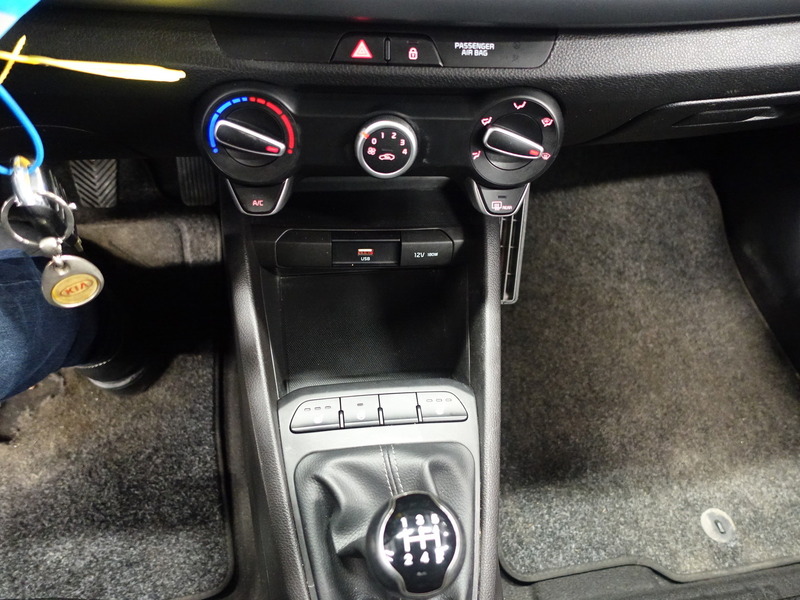 Kia Rio vaihtoauto