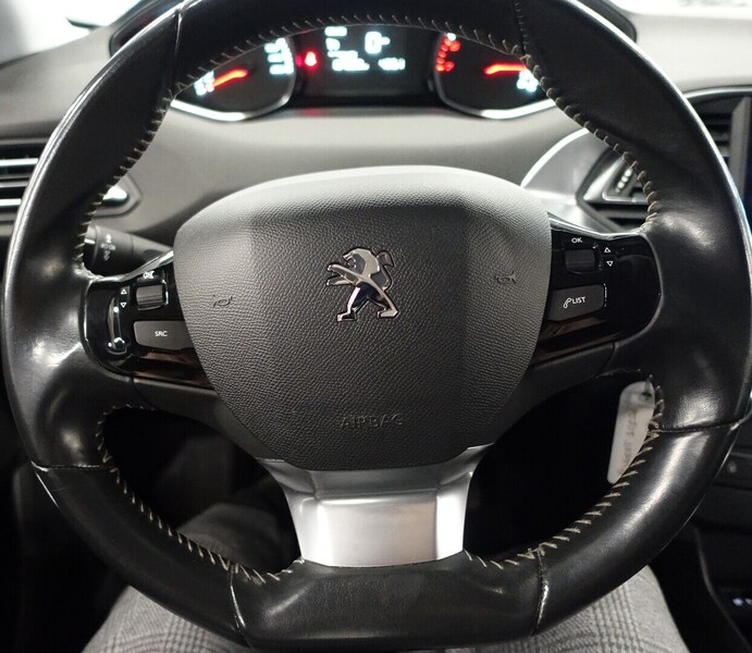 Peugeot 308 vaihtoauto