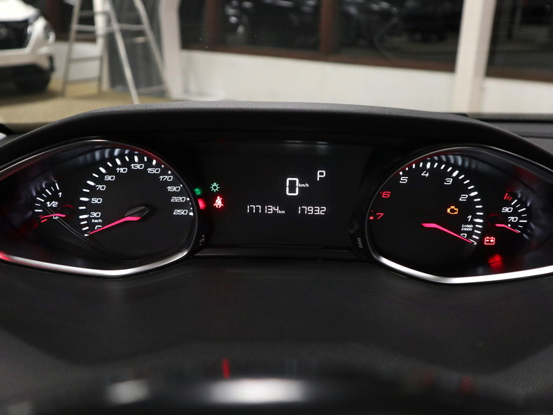 Peugeot 308 vaihtoauto