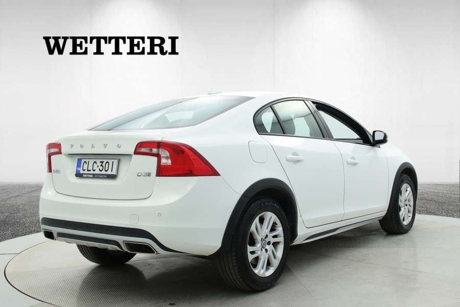 Volvo S60 Cross Country vaihtoauto