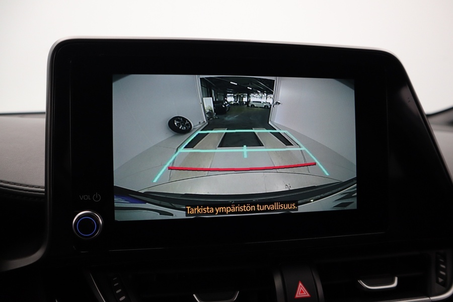 Toyota C-HR vaihtoauto