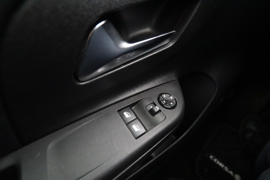 Opel Corsa-e vaihtoauto