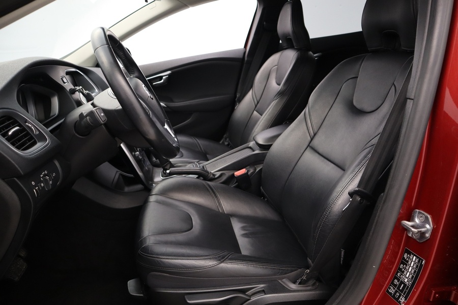 Volvo V40 vaihtoauto