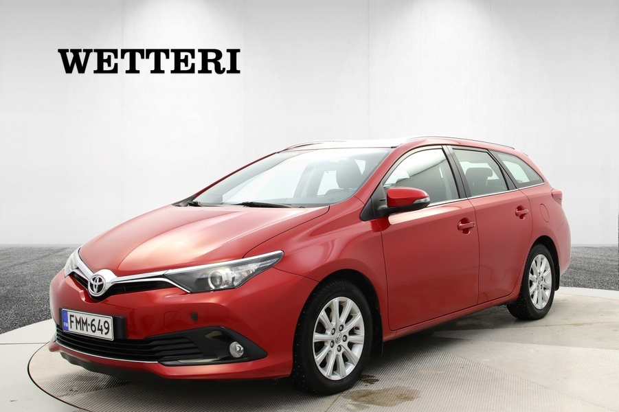 Toyota Auris vaihtoauto