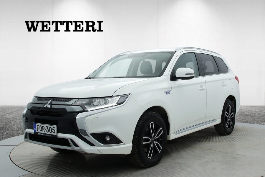 Mitsubishi Outlander PHEV vaihtoauto