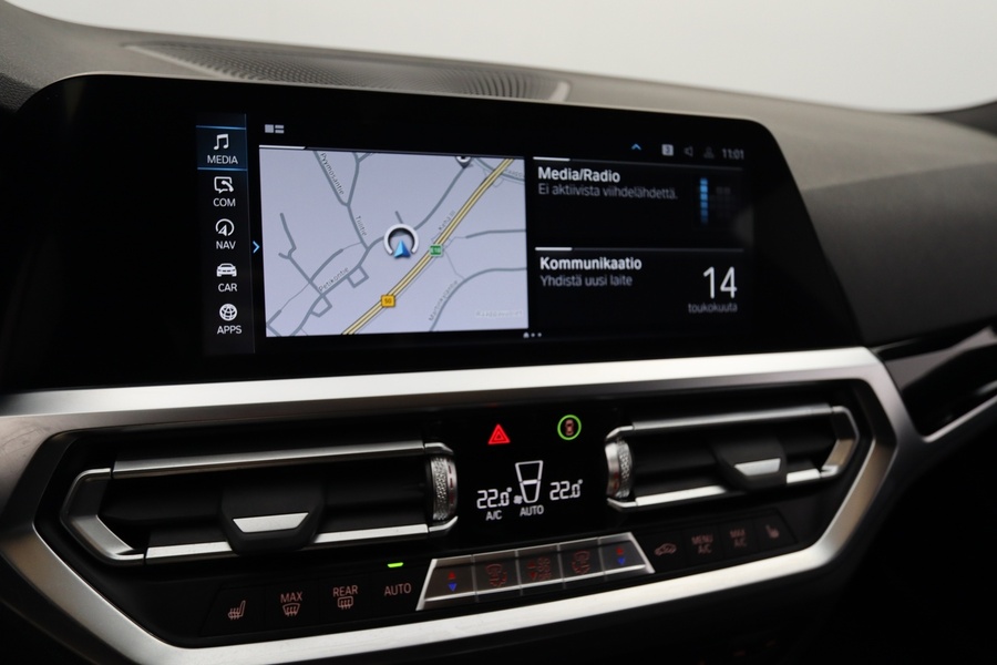 BMW 320 vaihtoauto