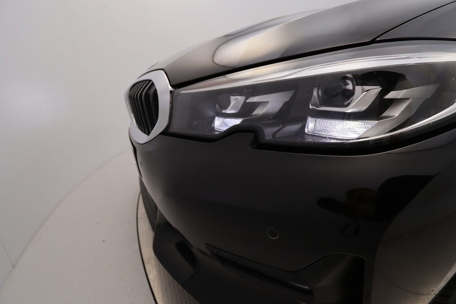 BMW 320 vaihtoauto
