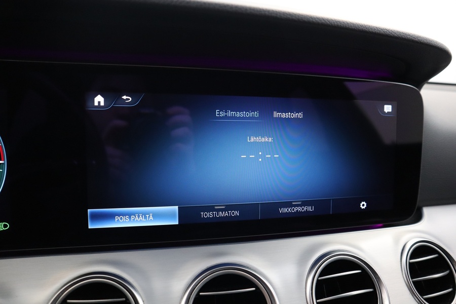 Mercedes-Benz E vaihtoauto