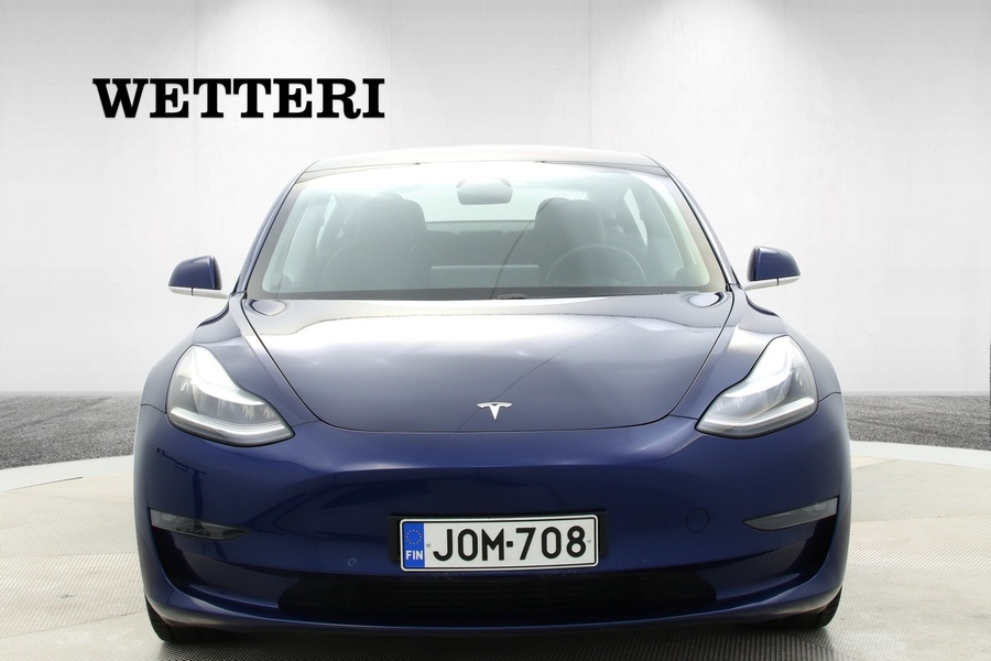 Tesla Model 3 vaihtoauto