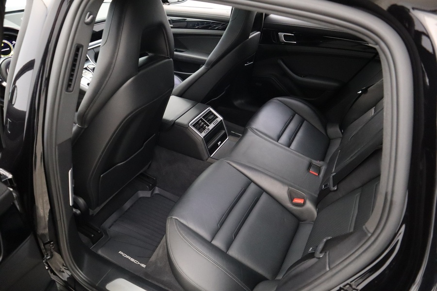 Porsche Panamera vaihtoauto