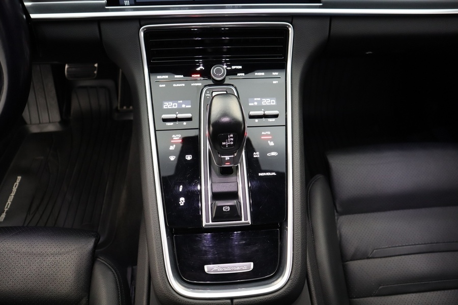 Porsche Panamera vaihtoauto