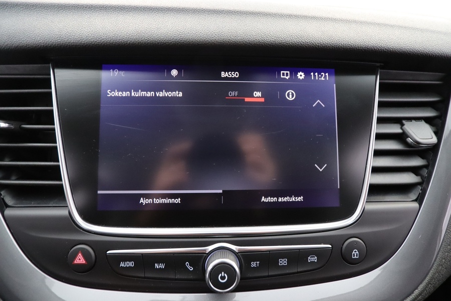 Opel Grandland X vaihtoauto