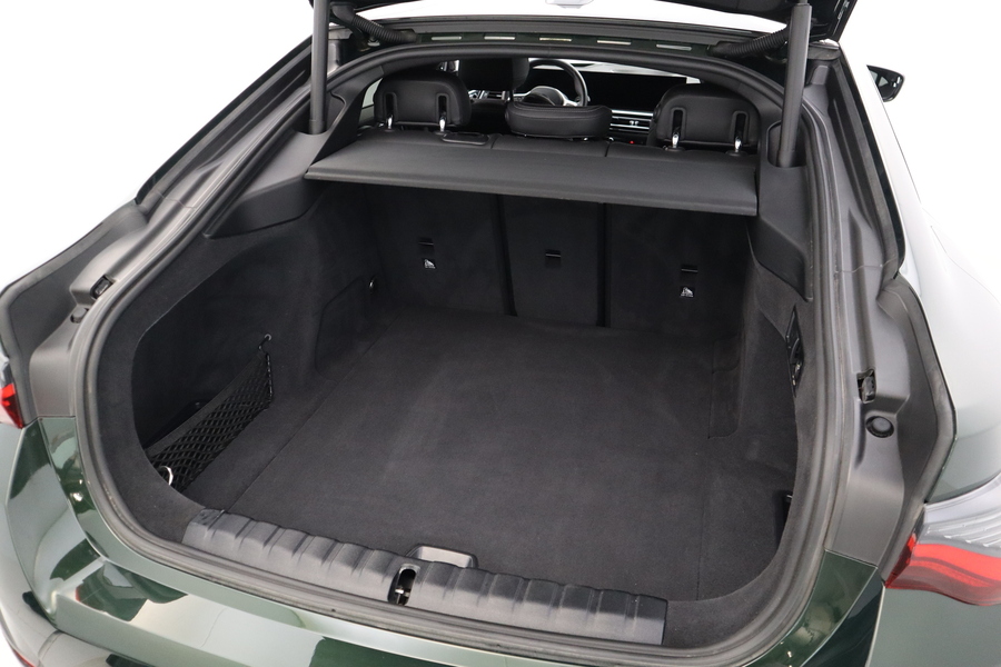 BMW i4 vaihtoauto
