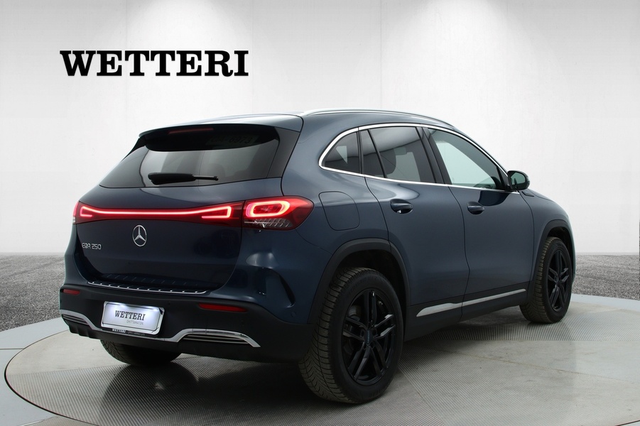 Mercedes-Benz EQA vaihtoauto