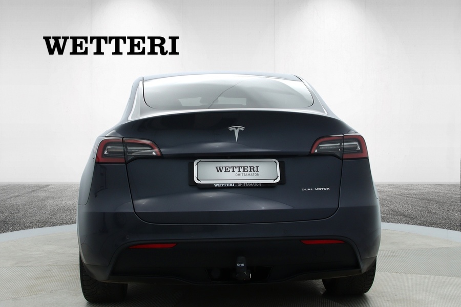 Tesla Model Y vaihtoauto