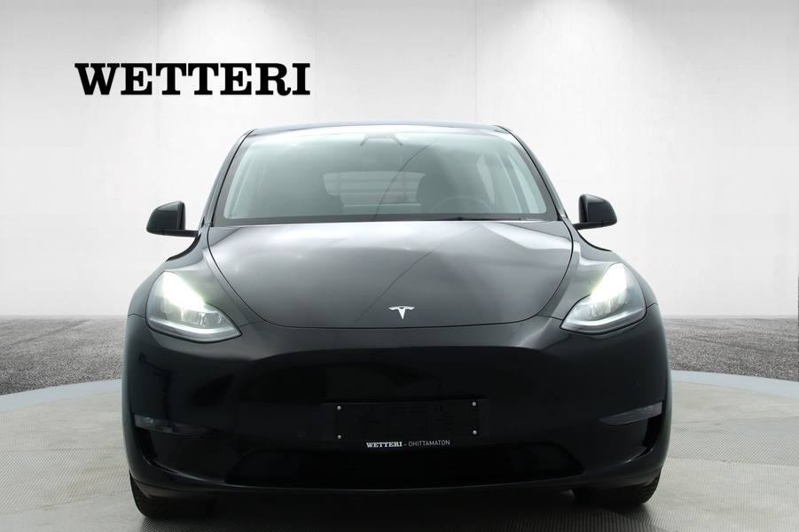 Tesla Model Y vaihtoauto