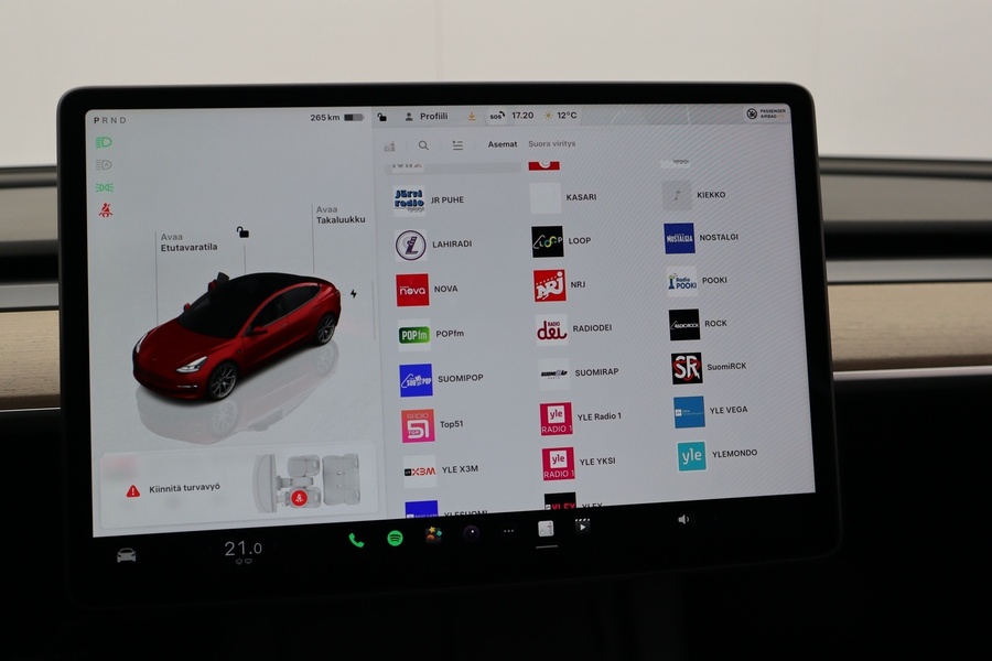 Tesla Model 3 vaihtoauto