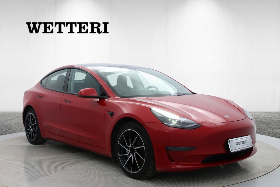 Tesla Model 3 vaihtoauto