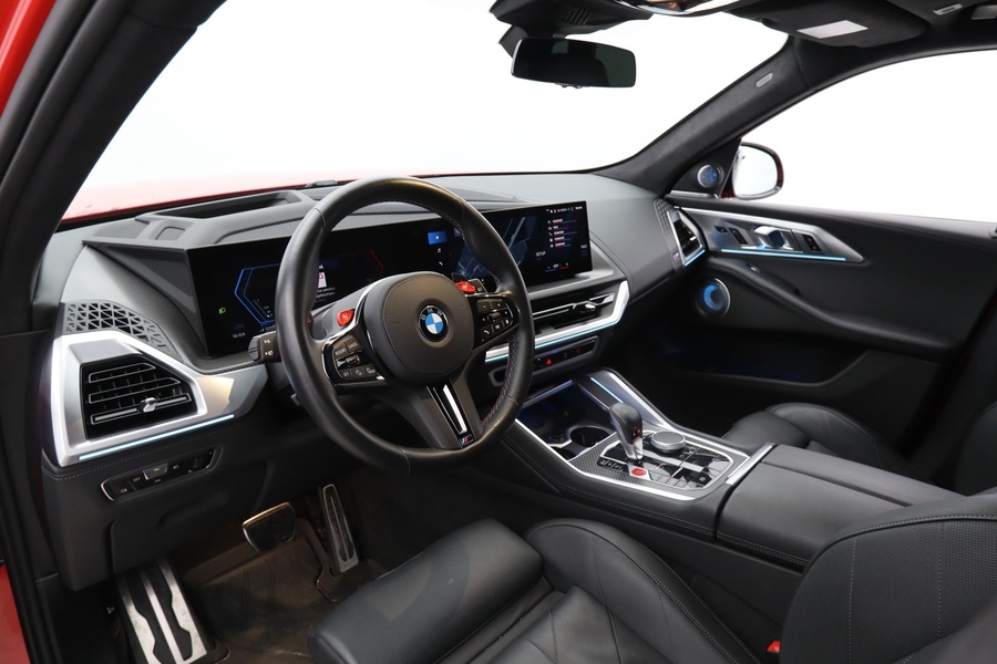 BMW XM vaihtoauto
