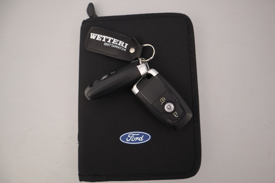 Ford Mondeo vaihtoauto